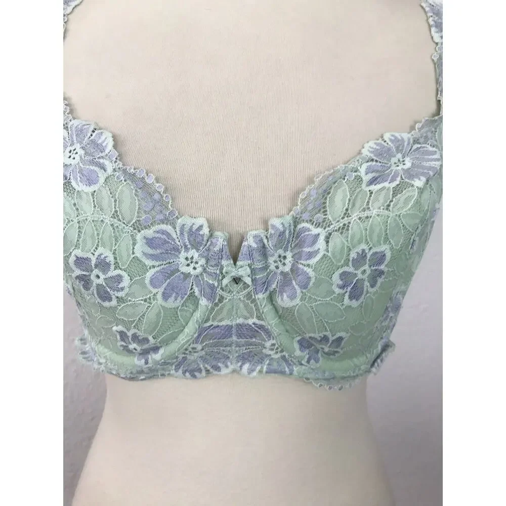 Victoria's Secret Lingerie Floral Lace Underwire Padded Bra